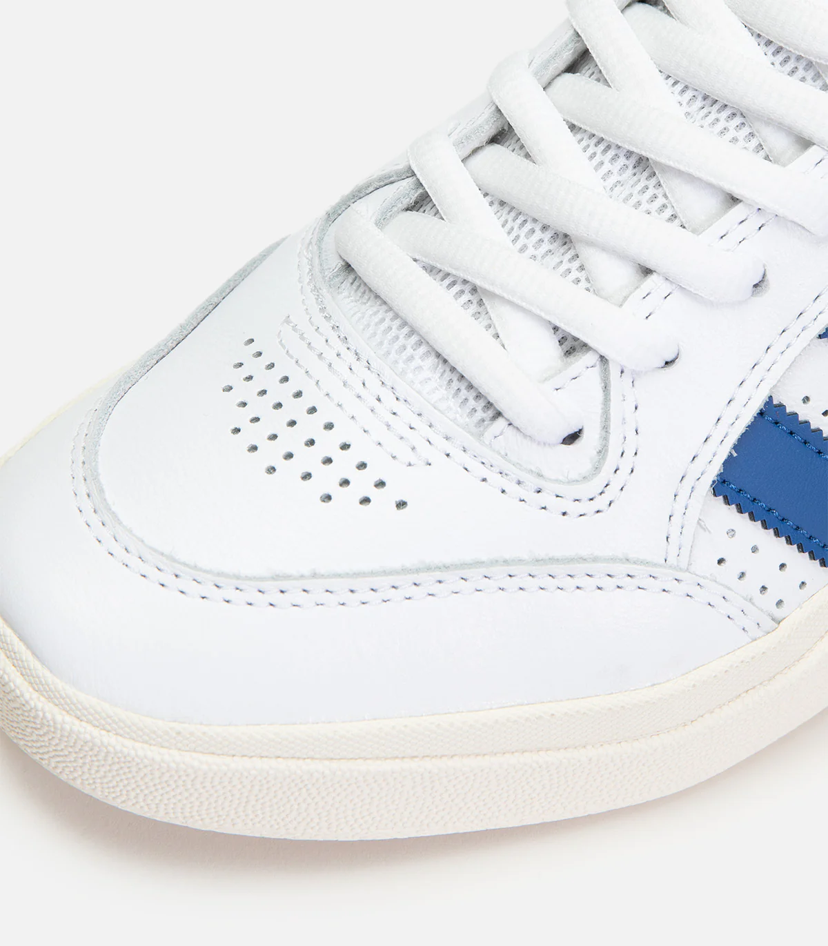Adidas Tyshawn Low - Image 4