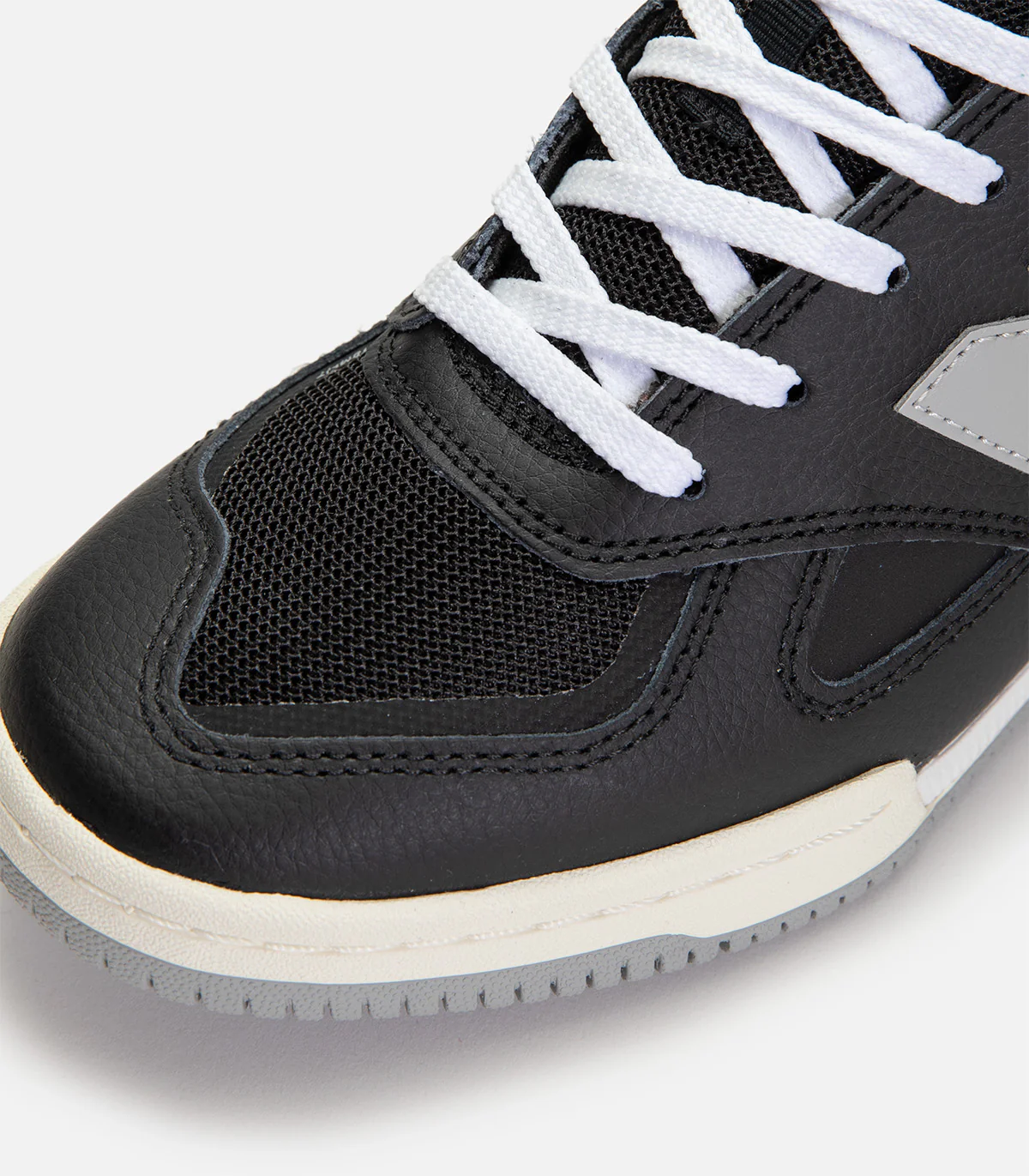 New Balance Numeric NM600BBW - Image 4
