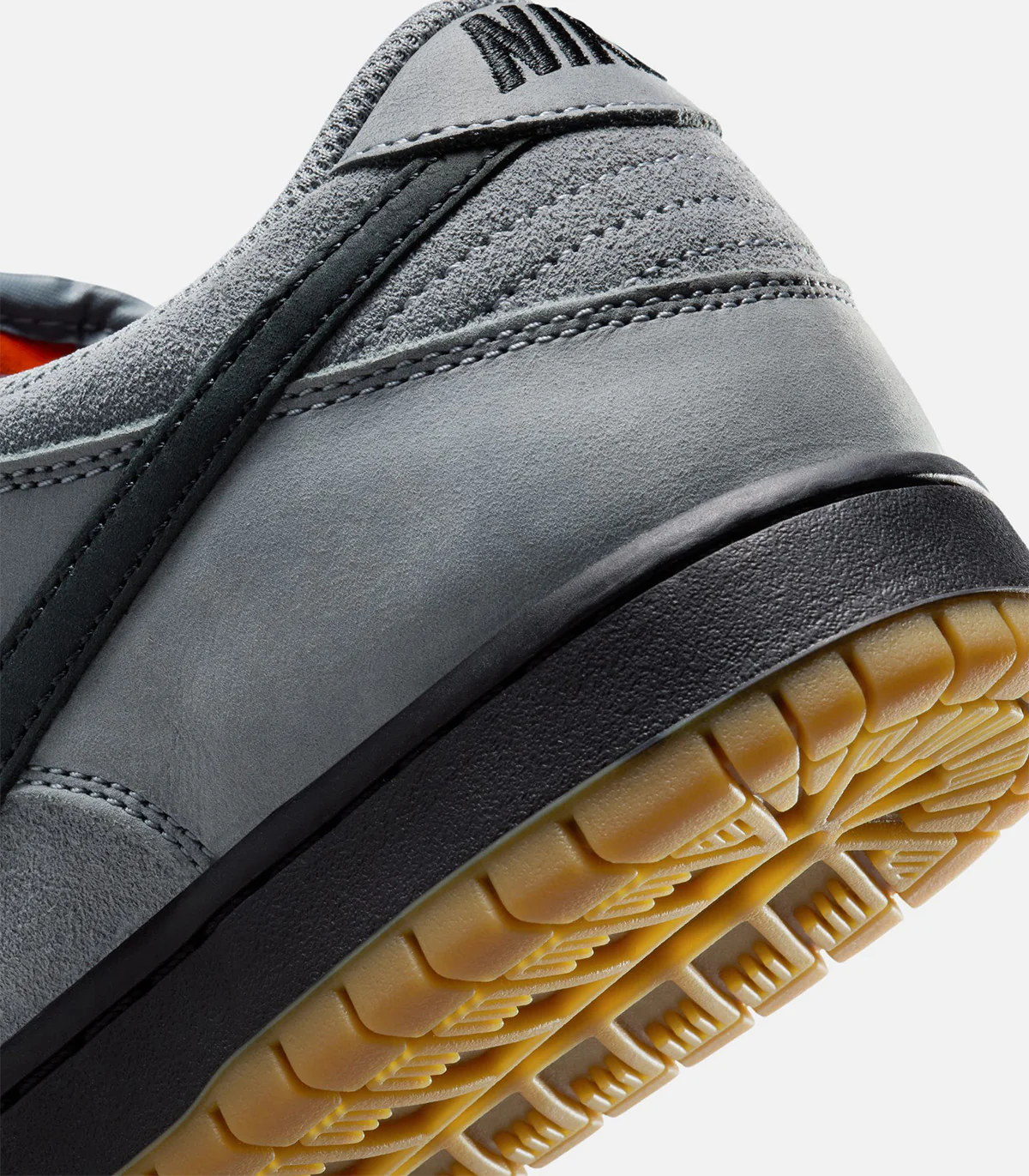 Nike SB Dunk Low Pro - Image 4