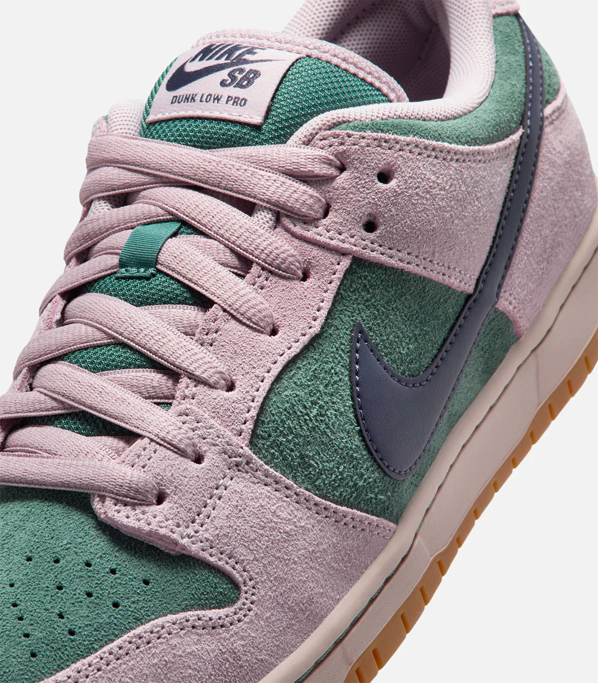 Nike SB Dunk Low Pro - Image 3