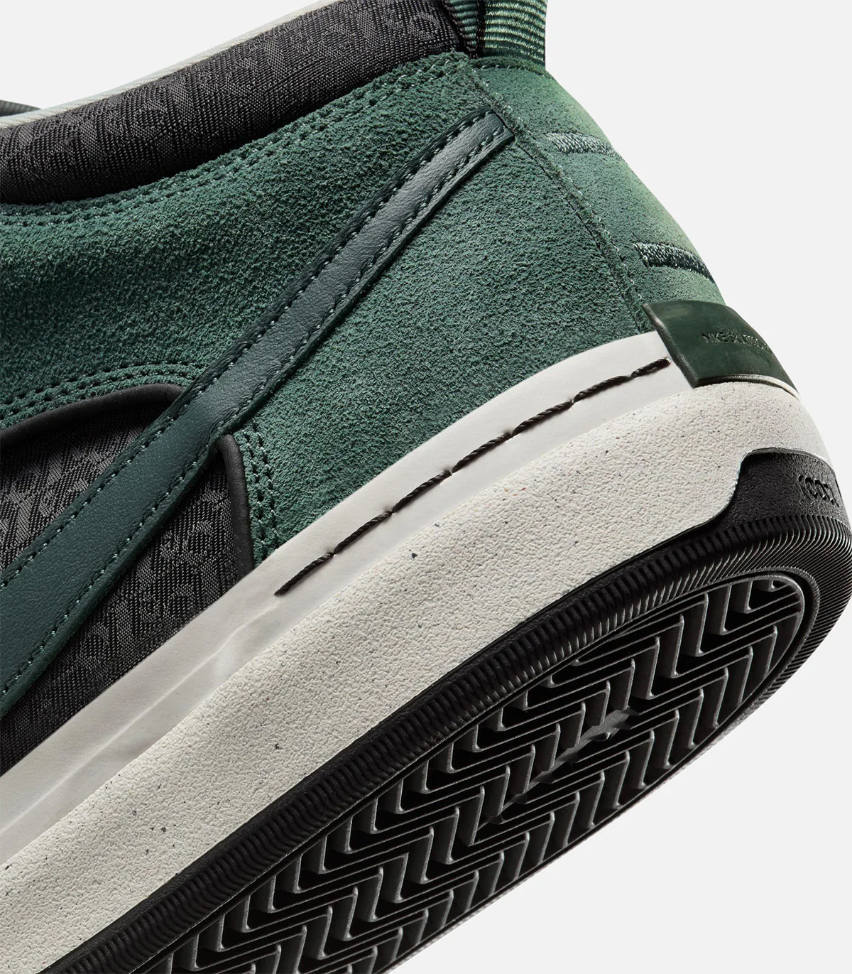 Nike SB React Leo - Image 4
