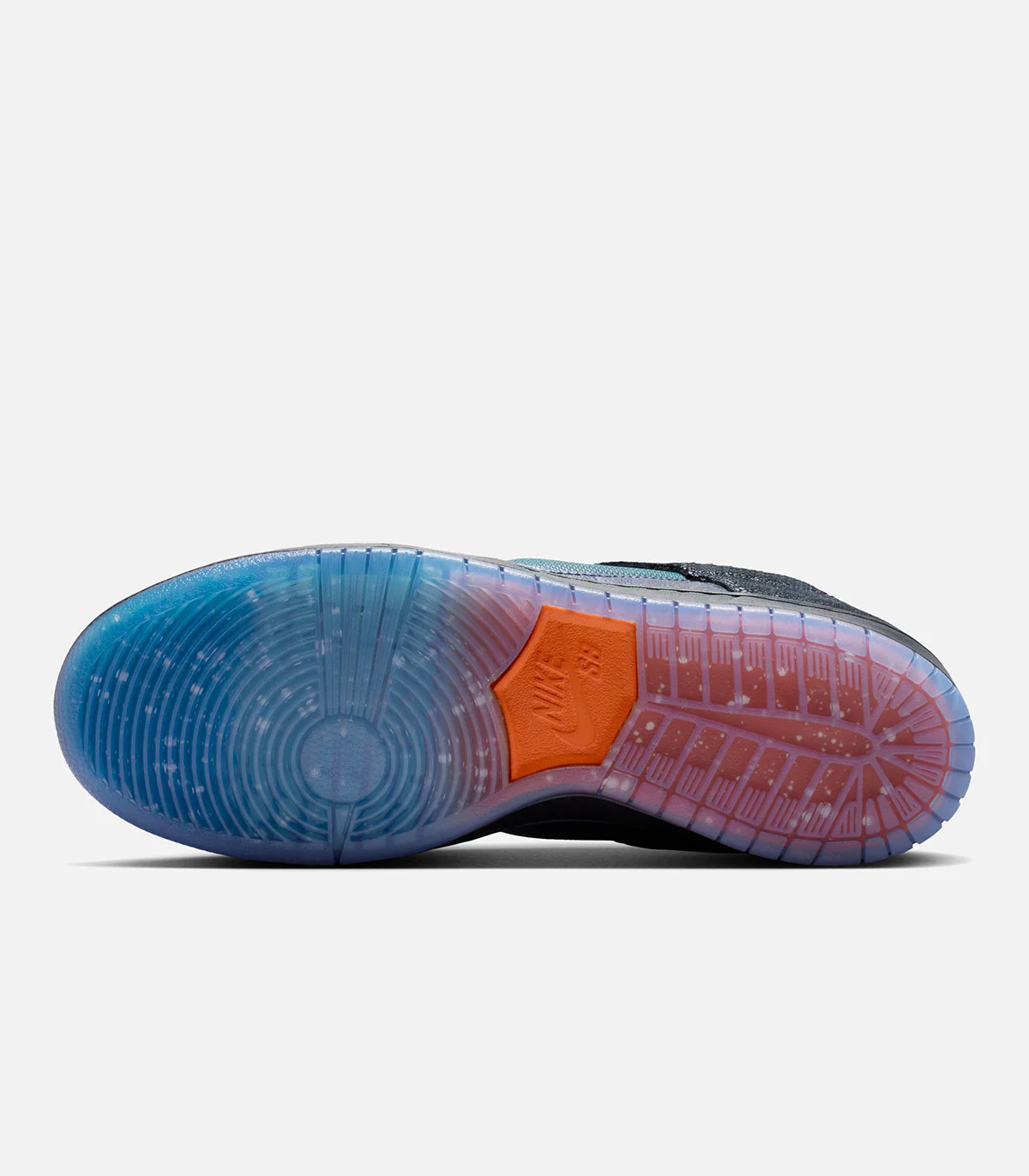 Nike SB X Bluetile Dunk Low Pro - Image 6