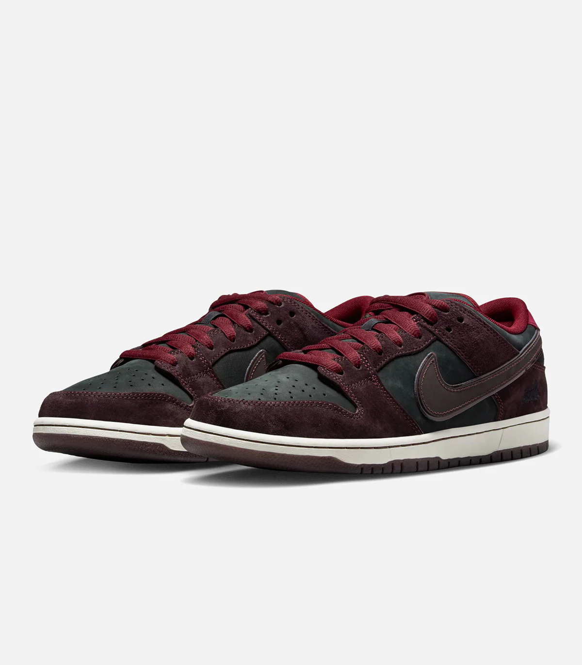 Nike SB X Riot Dunk Low Pro - Image 2