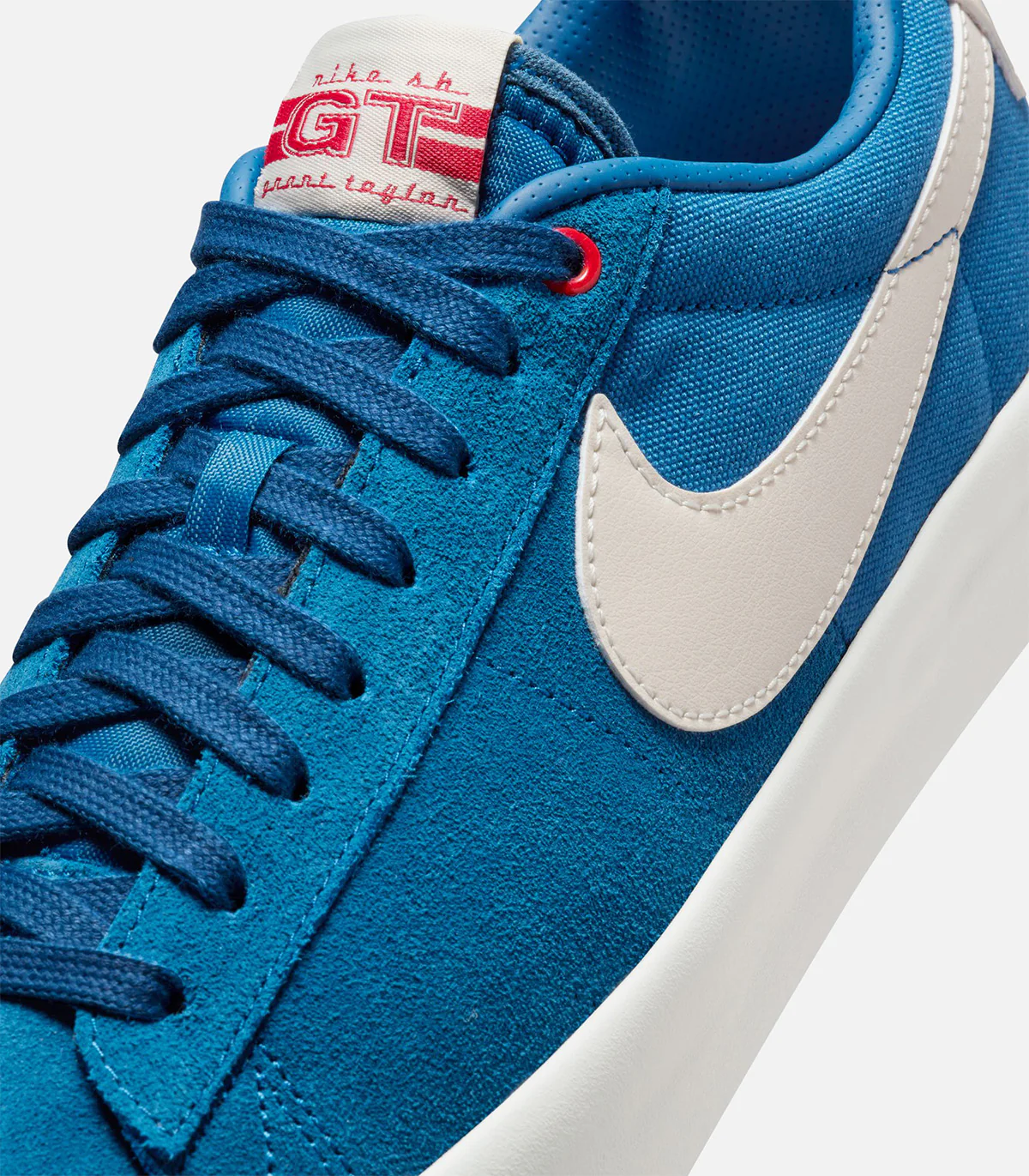 Nike SB Zoom Blazer Low Pro GT - Image 3