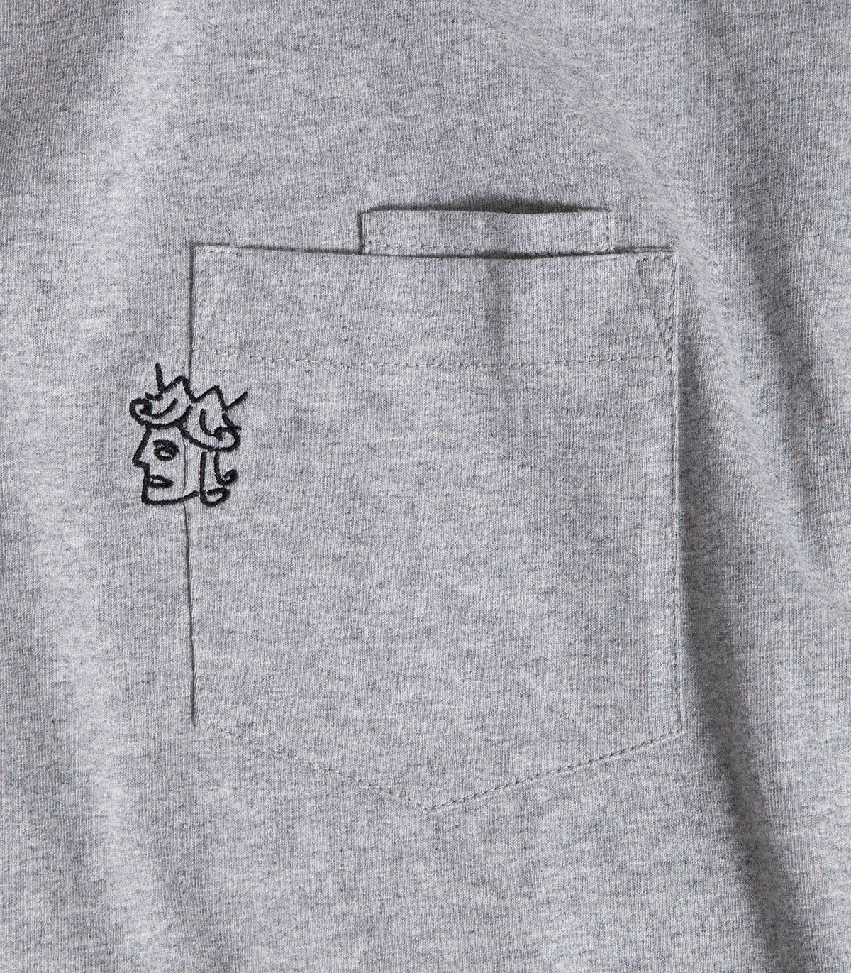 Victoria Double Pocket Logo T-Shirt - Image 2